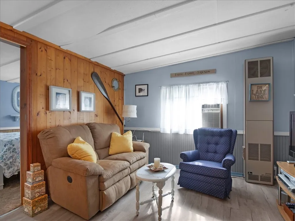 10340 Oregon Avenue, Wolcott, New York 14590, Wolcott, New York 14590, 2 Bedroom Bedrooms, 2 Room Rooms,1 BathroomBathrooms,Residential,For Sale,10340 Oregon Avenue, Wolcott, New York 14590,0,R1673544