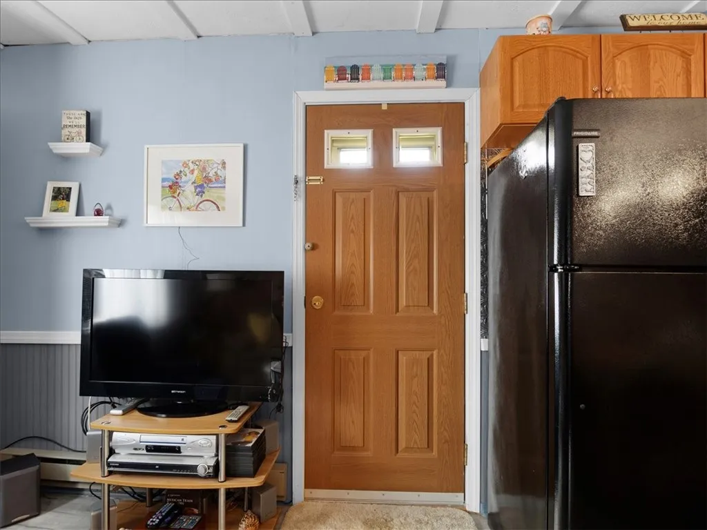 10340 Oregon Avenue, Wolcott, New York 14590, Wolcott, New York 14590, 2 Bedroom Bedrooms, 2 Room Rooms,1 BathroomBathrooms,Residential,For Sale,10340 Oregon Avenue, Wolcott, New York 14590,0,R1673544