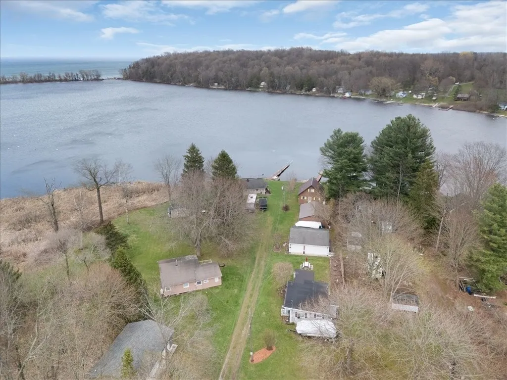 10340 Oregon Avenue, Wolcott, New York 14590, Wolcott, New York 14590, 2 Bedroom Bedrooms, 2 Room Rooms,1 BathroomBathrooms,Residential,For Sale,10340 Oregon Avenue, Wolcott, New York 14590,0,R1673544