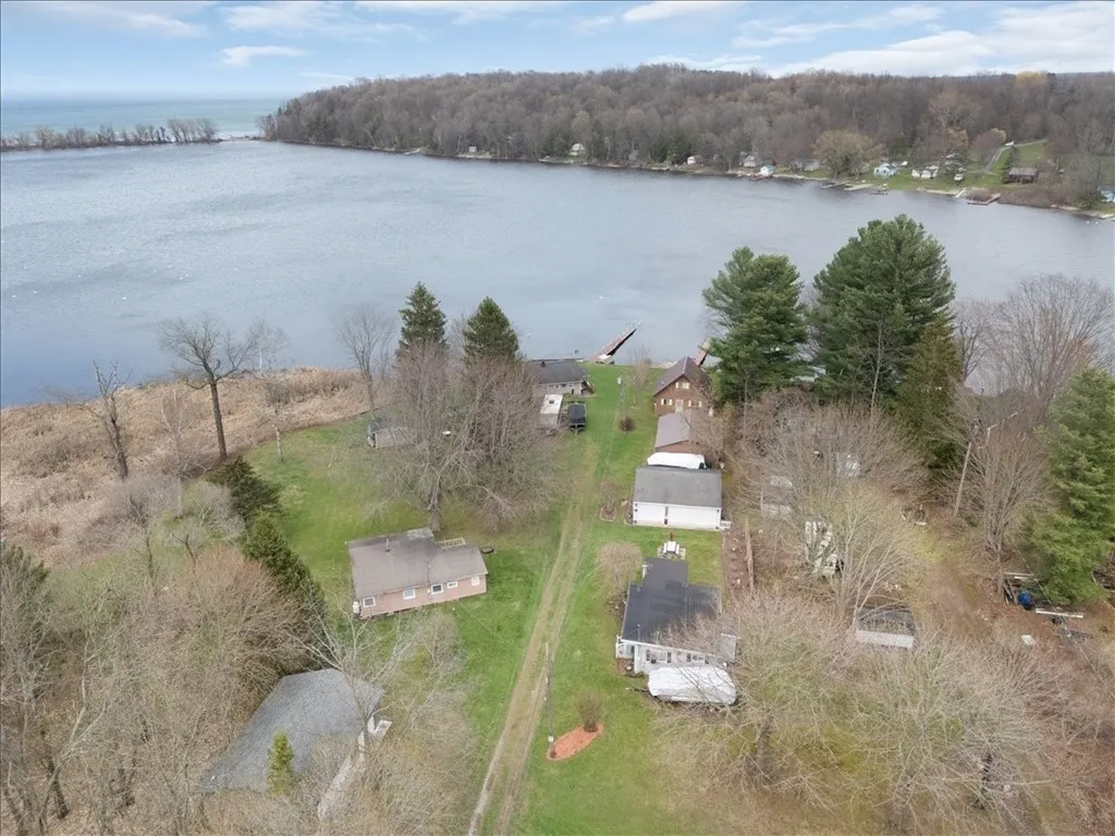 10340 Oregon Avenue, Wolcott, New York 14590, Wolcott, New York 14590, 2 Bedroom Bedrooms, 2 Room Rooms,1 BathroomBathrooms,Residential,For Sale,10340 Oregon Avenue, Wolcott, New York 14590,0,R1673544
