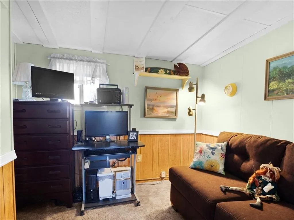 10340 Oregon Avenue, Wolcott, New York 14590, Wolcott, New York 14590, 2 Bedroom Bedrooms, 2 Room Rooms,1 BathroomBathrooms,Residential,For Sale,10340 Oregon Avenue, Wolcott, New York 14590,0,R1673544