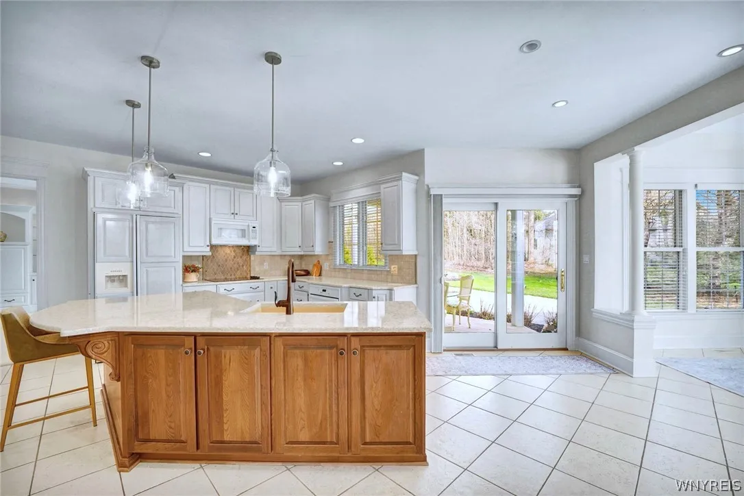 35 Birdsong Parkway, Orchard Park, New York 14127, Orchard Park, New York 14127, 4 Bedrooms Bedrooms, 10 Rooms Rooms,3 BathroomsBathrooms,Residential,For Sale,35 Birdsong Parkway, Orchard Park, New York 14127,0,B1673669