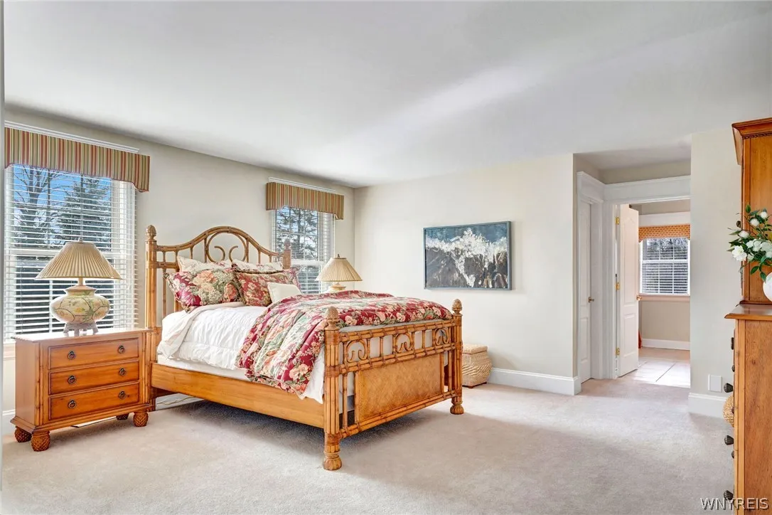 35 Birdsong Parkway, Orchard Park, New York 14127, Orchard Park, New York 14127, 4 Bedrooms Bedrooms, 10 Rooms Rooms,3 BathroomsBathrooms,Residential,For Sale,35 Birdsong Parkway, Orchard Park, New York 14127,0,B1673669