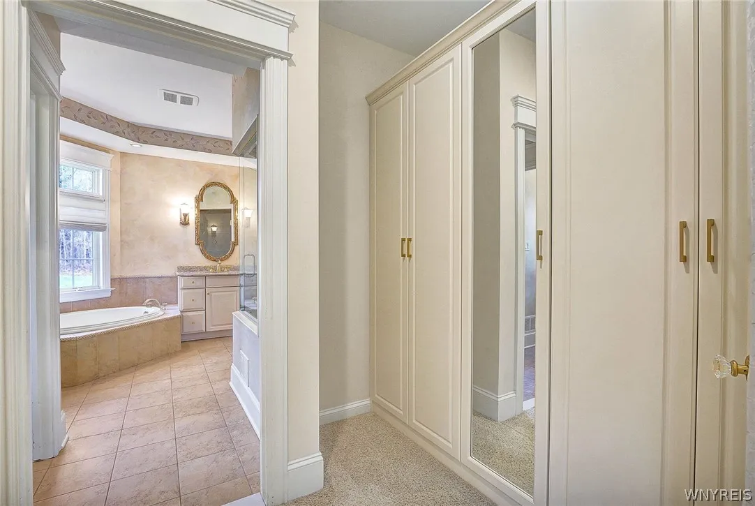 35 Birdsong Parkway, Orchard Park, New York 14127, Orchard Park, New York 14127, 4 Bedrooms Bedrooms, 10 Rooms Rooms,3 BathroomsBathrooms,Residential,For Sale,35 Birdsong Parkway, Orchard Park, New York 14127,0,B1673669
