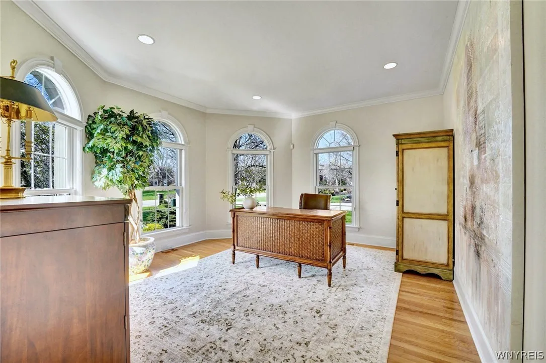 35 Birdsong Parkway, Orchard Park, New York 14127, Orchard Park, New York 14127, 4 Bedrooms Bedrooms, 10 Rooms Rooms,3 BathroomsBathrooms,Residential,For Sale,35 Birdsong Parkway, Orchard Park, New York 14127,0,B1673669
