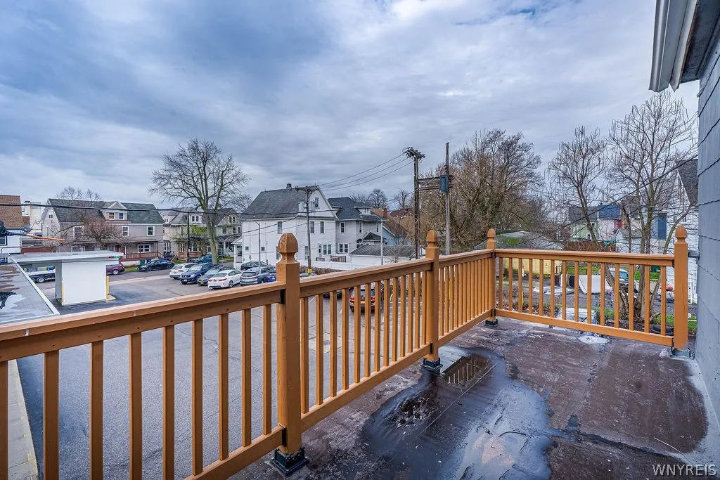 796 Tonawanda Street, Buffalo, New York 14207, Buffalo, New York 14207, 7 Room Rooms,Commercial Sale,For Sale,796 Tonawanda Street, Buffalo, New York 14207,0,B1673842