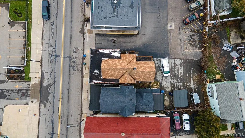 796 Tonawanda Street, Buffalo, New York 14207, Buffalo, New York 14207, 7 Room Rooms,Commercial Sale,For Sale,796 Tonawanda Street, Buffalo, New York 14207,0,B1673842