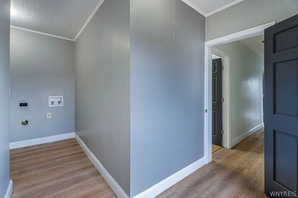 796 Tonawanda Street, Buffalo, New York 14207, Buffalo, New York 14207, 7 Room Rooms,Commercial Sale,For Sale,796 Tonawanda Street, Buffalo, New York 14207,0,B1673842