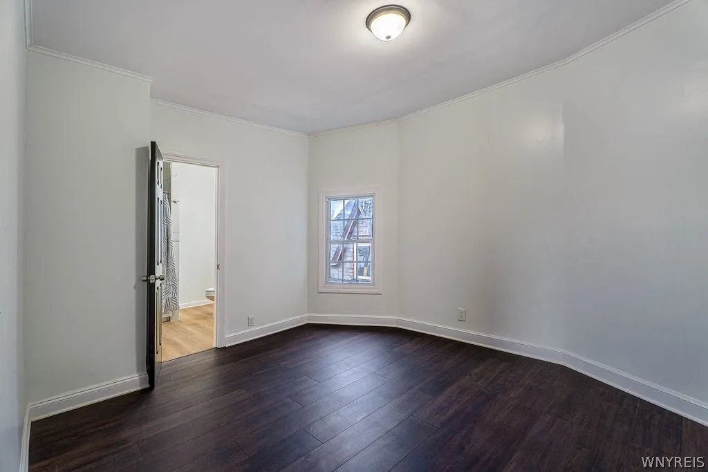 796 Tonawanda Street, Buffalo, New York 14207, Buffalo, New York 14207, 7 Room Rooms,Commercial Sale,For Sale,796 Tonawanda Street, Buffalo, New York 14207,0,B1673842