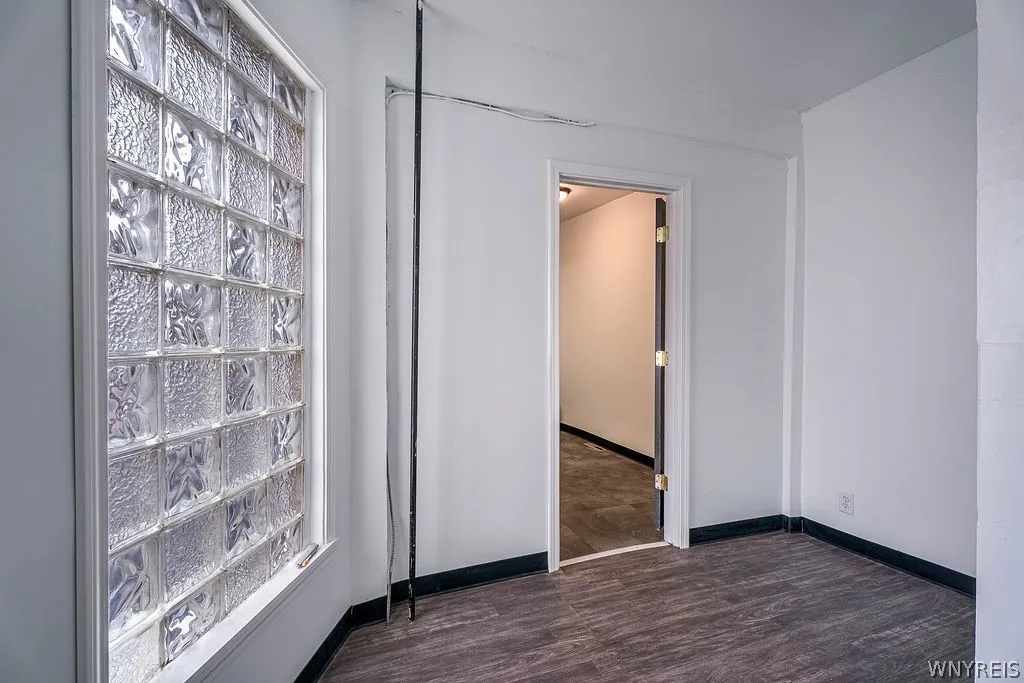 796 Tonawanda Street, Buffalo, New York 14207, Buffalo, New York 14207, 2 Bedroom Bedrooms, ,2 BathroomBathrooms,Residential,For Sale,796 Tonawanda Street, Buffalo, New York 14207,0,B1674236