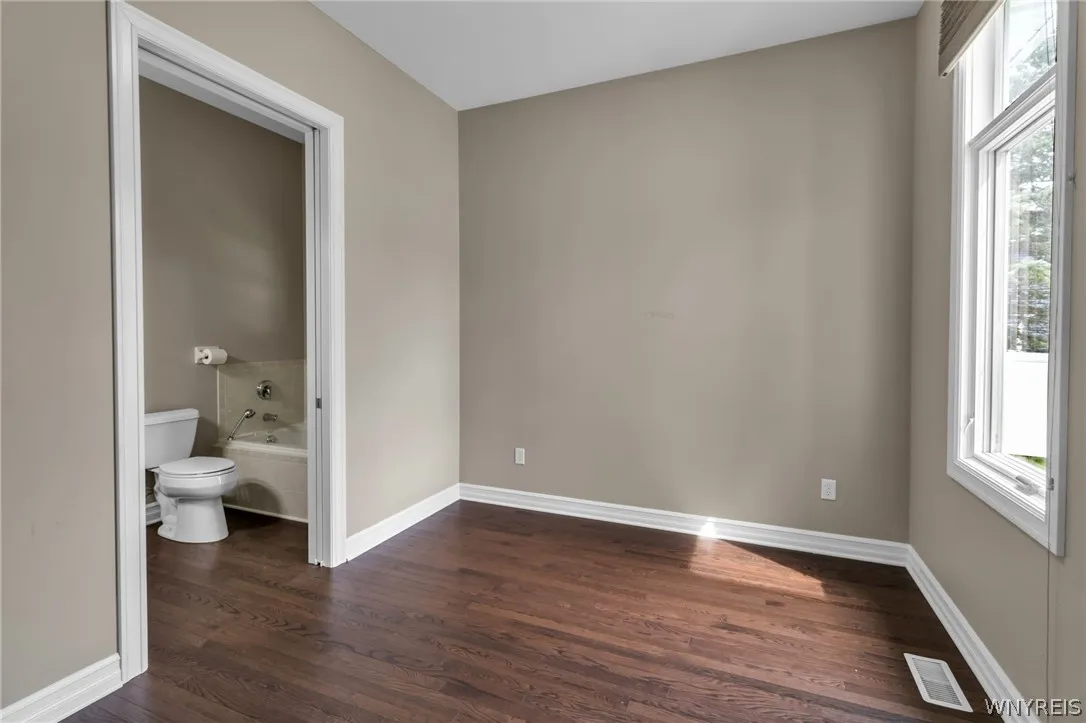 15 Brookshire Court, Amherst, New York 14051, Amherst, New York 14051, 3 Bedrooms Bedrooms, 7 Rooms Rooms,2 BathroomsBathrooms,Residential,For Sale,15 Brookshire Court, Amherst, New York 14051,0,B1674608
