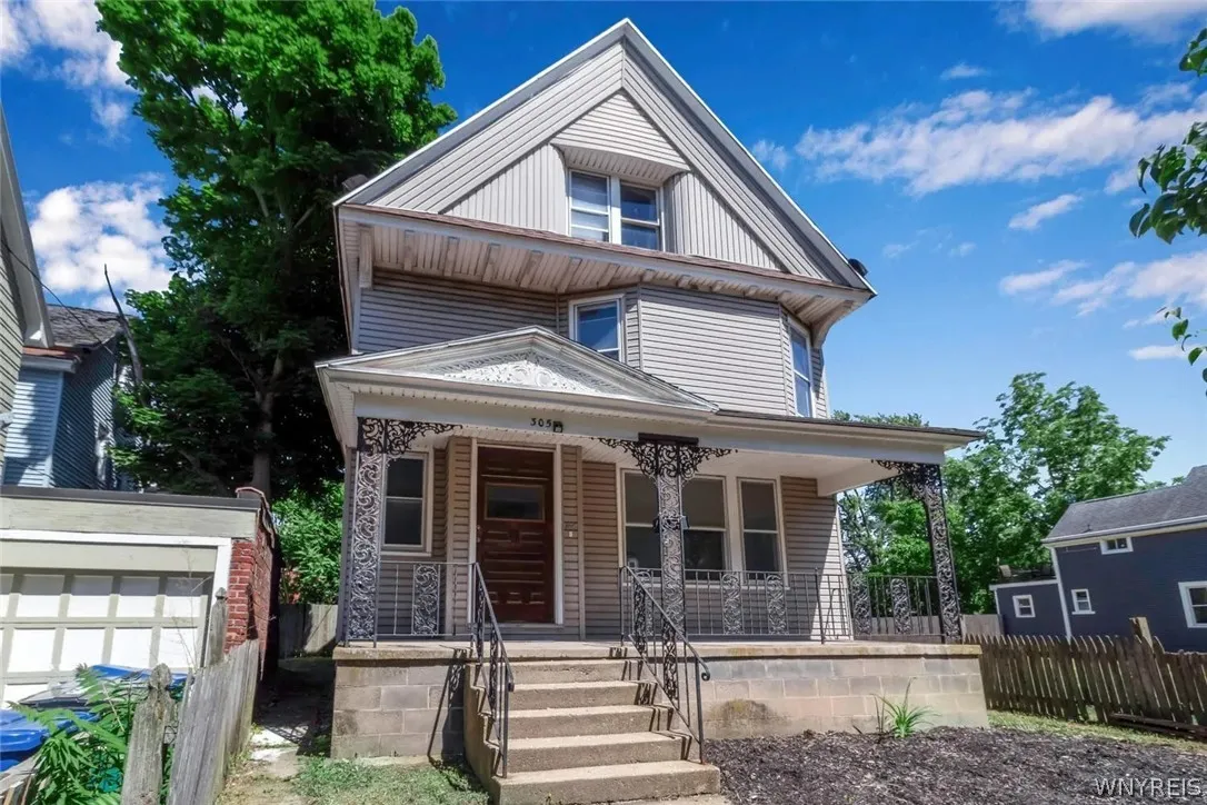 305 Parkdale Avenue, Buffalo, New York 14213, Buffalo, New York 14213, 4 Bedrooms Bedrooms, ,2 BathroomsBathrooms,Residential,For Sale,305 Parkdale Avenue, Buffalo, New York 14213,0,B1674311