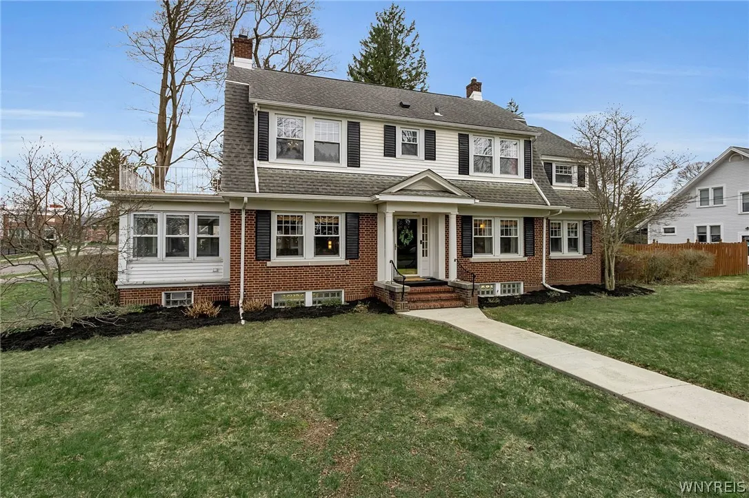 7 Harvard Place, Orchard Park, New York 14127, Orchard Park, New York 14127, 4 Bedrooms Bedrooms, 12 Rooms Rooms,2 BathroomsBathrooms,Residential,For Sale,7 Harvard Place, Orchard Park, New York 14127,0,B1674803