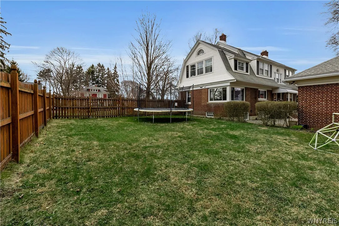 7 Harvard Place, Orchard Park, New York 14127, Orchard Park, New York 14127, 4 Bedrooms Bedrooms, 12 Rooms Rooms,2 BathroomsBathrooms,Residential,For Sale,7 Harvard Place, Orchard Park, New York 14127,0,B1674803