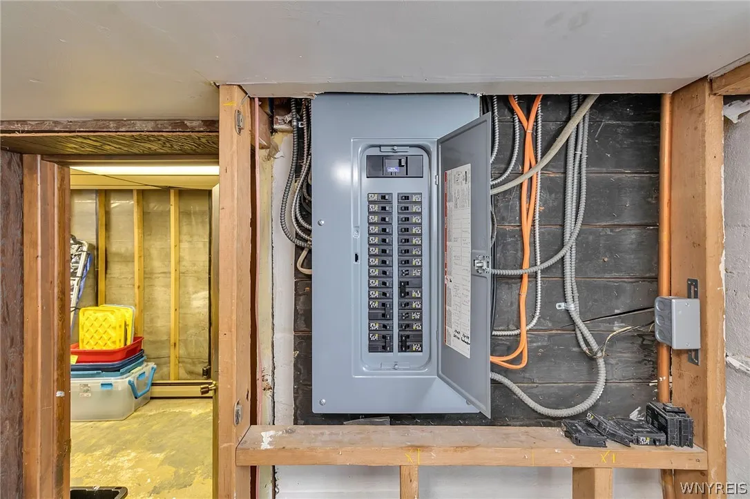 7 Harvard Place, Orchard Park, New York 14127, Orchard Park, New York 14127, 4 Bedrooms Bedrooms, 12 Rooms Rooms,2 BathroomsBathrooms,Residential,For Sale,7 Harvard Place, Orchard Park, New York 14127,0,B1674803