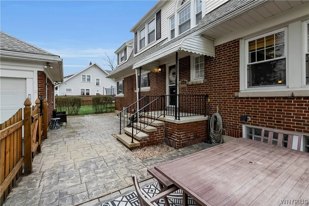 7 Harvard Place, Orchard Park, New York 14127, Orchard Park, New York 14127, 4 Bedrooms Bedrooms, 12 Rooms Rooms,2 BathroomsBathrooms,Residential,For Sale,7 Harvard Place, Orchard Park, New York 14127,0,B1674803