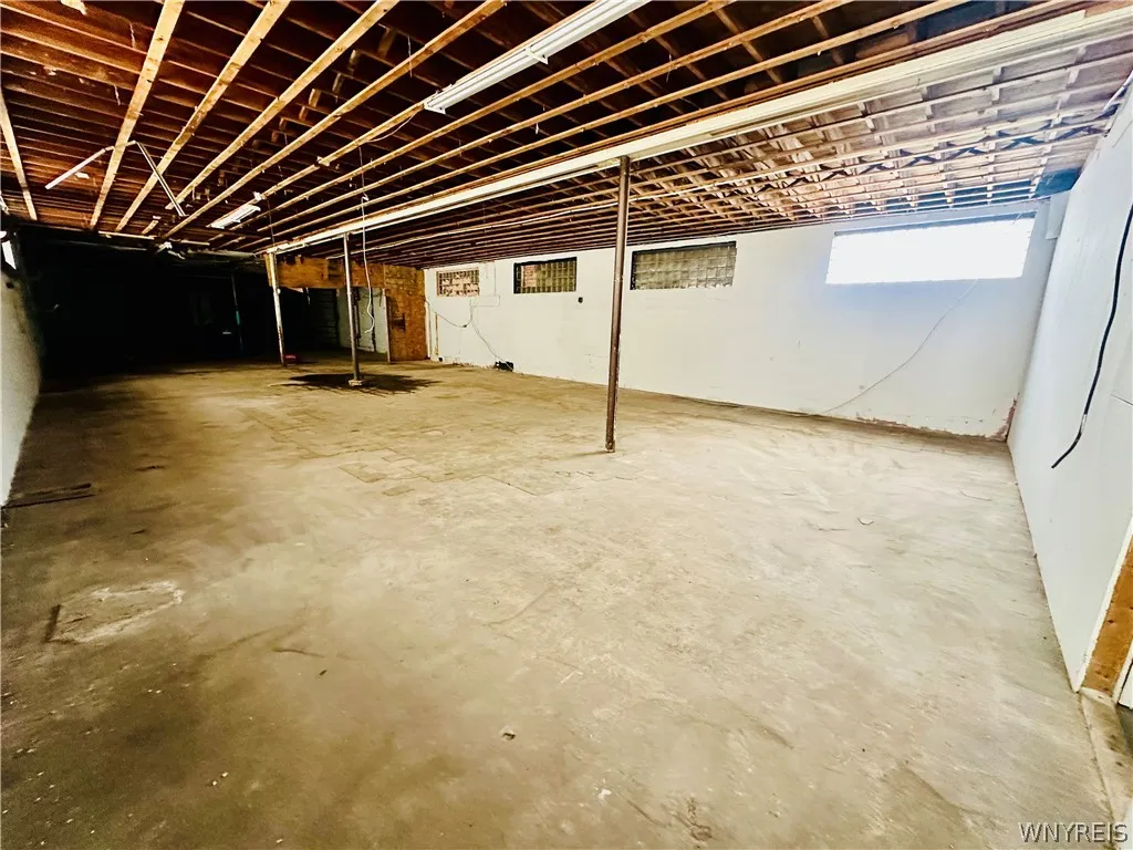 1202 East Lovejoy Street, Buffalo, New York 14206, Buffalo, New York 14206, ,Commercial Sale,For Sale,1202 East Lovejoy Street, Buffalo, New York 14206,0,B1675265