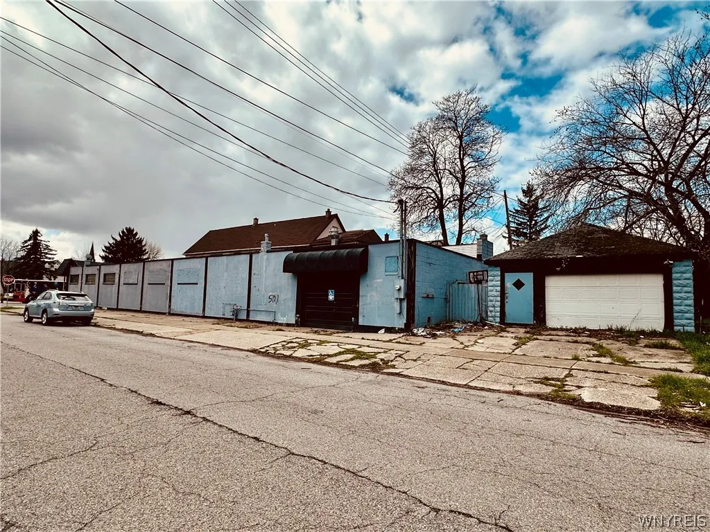 1202 East Lovejoy Street, Buffalo, New York 14206, Buffalo, New York 14206, ,Commercial Sale,For Sale,1202 East Lovejoy Street, Buffalo, New York 14206,0,B1675265