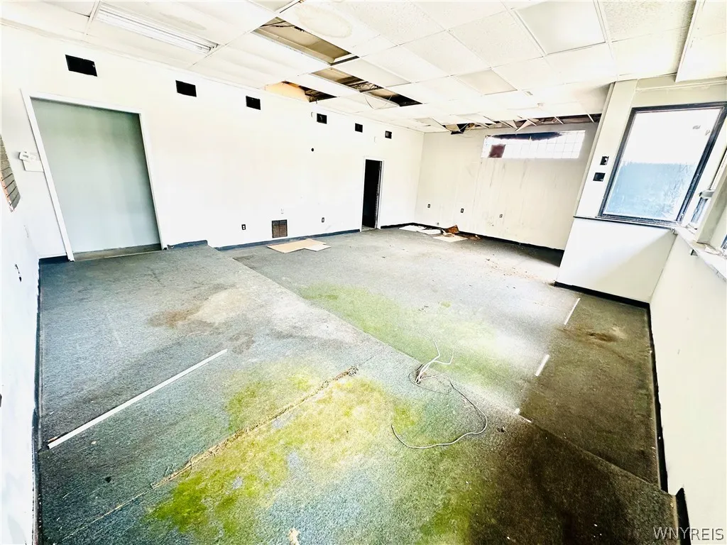 1202 East Lovejoy Street, Buffalo, New York 14206, Buffalo, New York 14206, ,Commercial Sale,For Sale,1202 East Lovejoy Street, Buffalo, New York 14206,0,B1675265