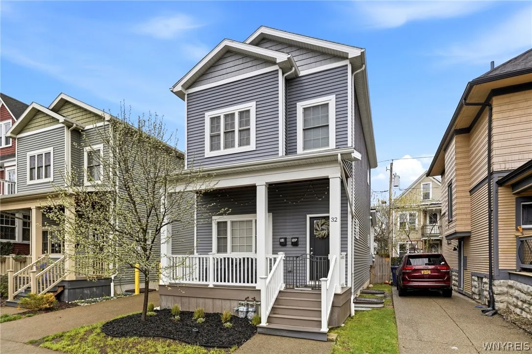 32 Horton Place, Buffalo, New York 14209, Buffalo, New York 14209, 3 Bedrooms Bedrooms, ,2 BathroomsBathrooms,Residential,For Sale,32 Horton Place, Buffalo, New York 14209,0,B1673864