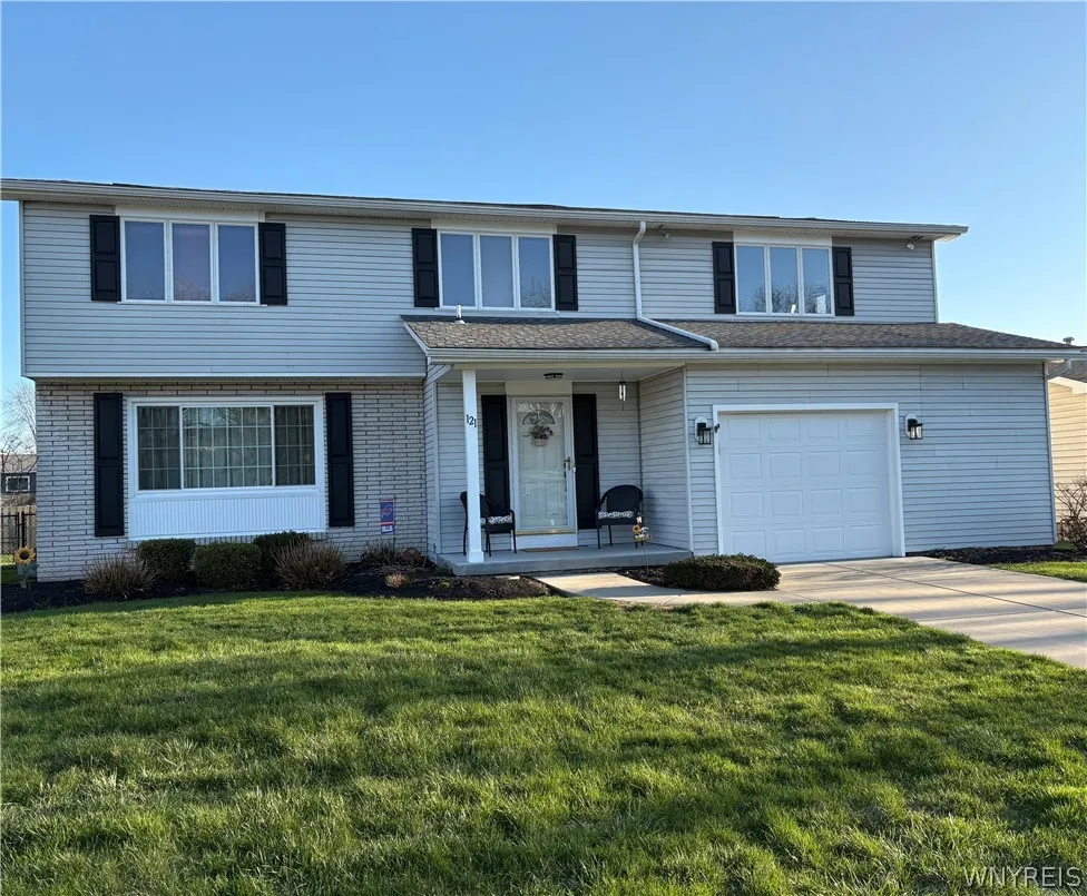121 Northridge Drive, West Seneca, New York 14224, West Seneca, New York 14224, 4 Bedroom Bedrooms, 8 Room Rooms,1 BathroomBathrooms,Residential,Closed,121 Northridge Drive, West Seneca, New York 14224,0,B1674965