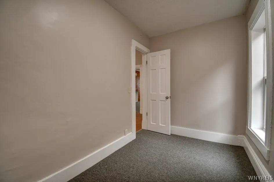 25 Bremen Street, Buffalo, New York 14213, Buffalo, New York 14213, 4 Bedrooms Bedrooms, ,2 BathroomsBathrooms,Residential,For Sale,25 Bremen Street, Buffalo, New York 14213,0,B1674885