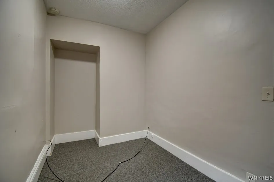 25 Bremen Street, Buffalo, New York 14213, Buffalo, New York 14213, 4 Bedrooms Bedrooms, ,2 BathroomsBathrooms,Residential,For Sale,25 Bremen Street, Buffalo, New York 14213,0,B1674885