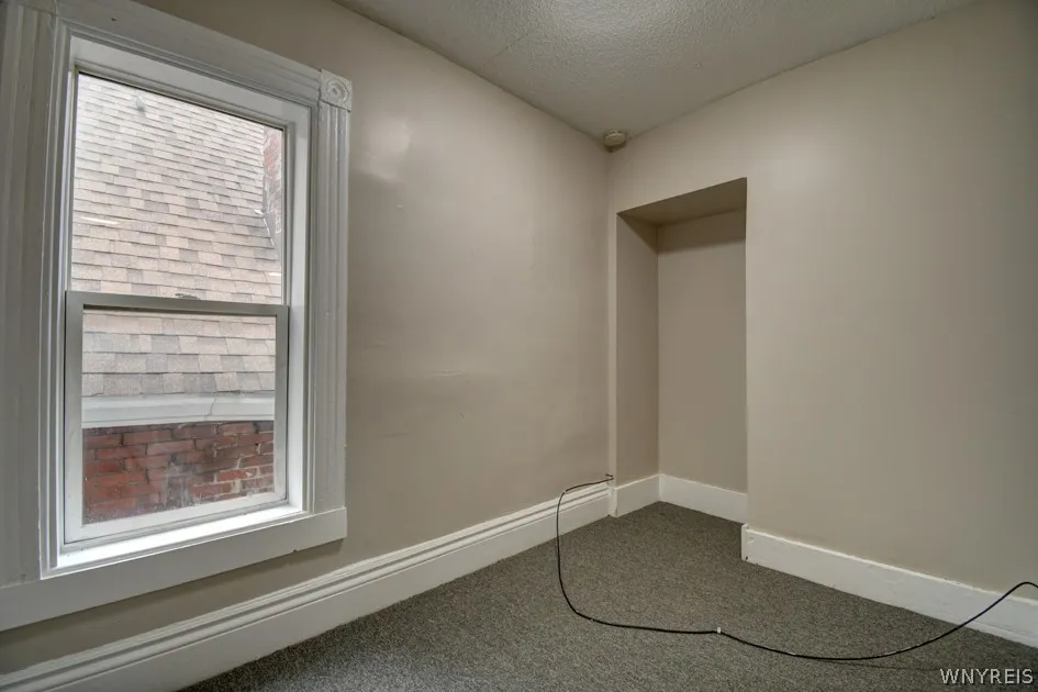25 Bremen Street, Buffalo, New York 14213, Buffalo, New York 14213, 4 Bedrooms Bedrooms, ,2 BathroomsBathrooms,Residential,For Sale,25 Bremen Street, Buffalo, New York 14213,0,B1674885