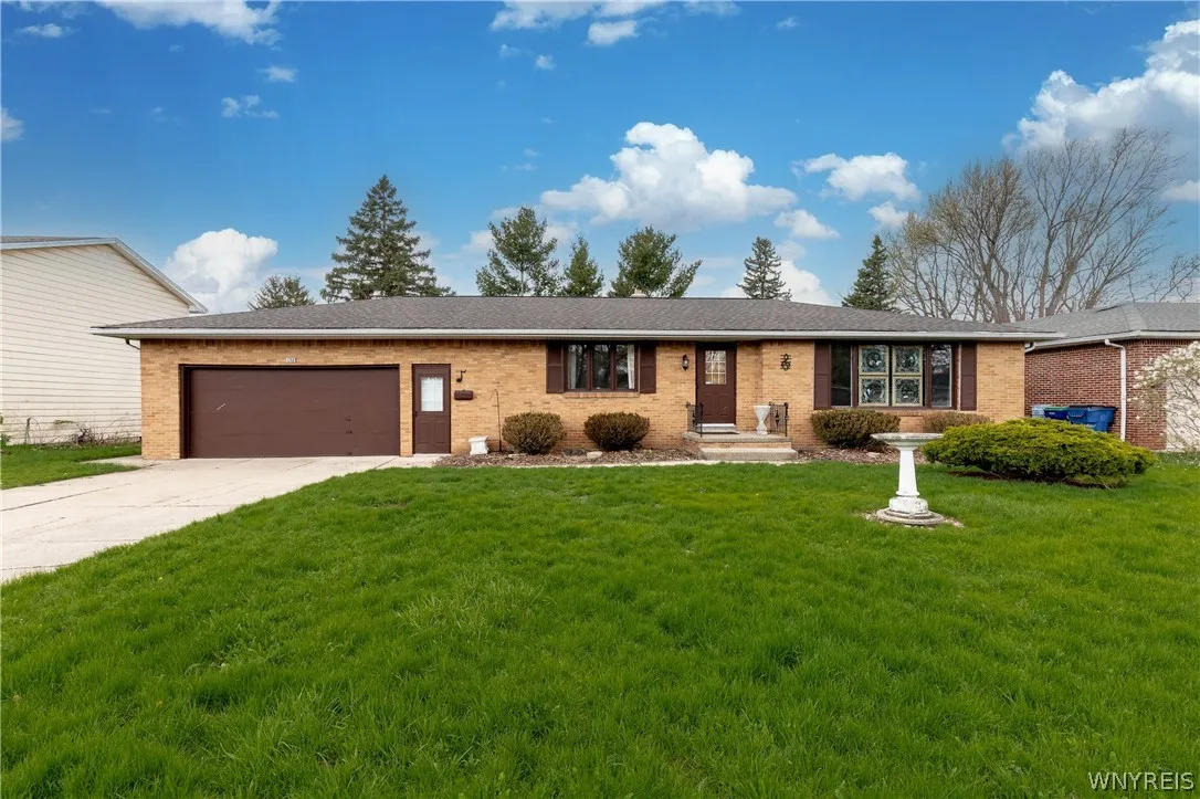 138 Coventry Road, Amherst, New York 14221, Amherst, New York 14221, 3 Bedrooms Bedrooms, 7 Rooms Rooms,1 BathroomBathrooms,Residential,Closed,138 Coventry Road, Amherst, New York 14221,0,B1671780