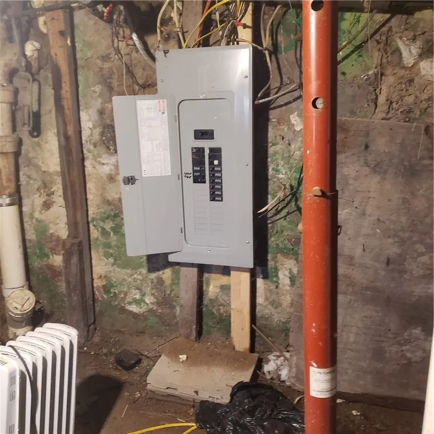 87 Flint Street, Rochester, New York 14608, Rochester, New York 14608, 4 Bedrooms Bedrooms, 7 Rooms Rooms,2 BathroomsBathrooms,Residential,For Sale,87 Flint Street, Rochester, New York 14608,0,R1675119