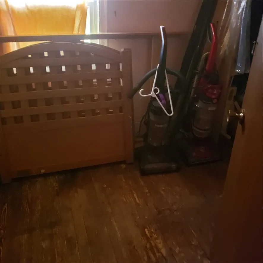 87 Flint Street, Rochester, New York 14608, Rochester, New York 14608, 4 Bedrooms Bedrooms, 7 Rooms Rooms,2 BathroomsBathrooms,Residential,For Sale,87 Flint Street, Rochester, New York 14608,0,R1675119