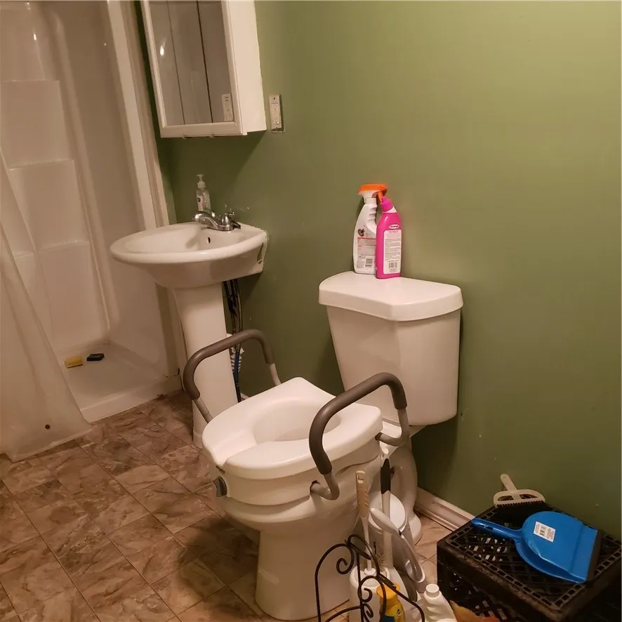 87 Flint Street, Rochester, New York 14608, Rochester, New York 14608, 4 Bedrooms Bedrooms, 7 Rooms Rooms,2 BathroomsBathrooms,Residential,For Sale,87 Flint Street, Rochester, New York 14608,0,R1675119