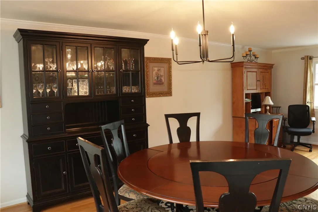 4901 Edgeworth Drive, Manlius, New York 13104, Manlius, New York 13104, 4 Bedrooms Bedrooms, 8 Rooms Rooms,3 BathroomsBathrooms,Residential,For Sale,4901 Edgeworth Drive, Manlius, New York 13104,0,S1675398