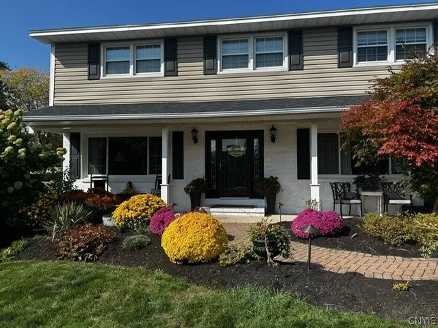 4901 Edgeworth Drive, Manlius, New York 13104, Manlius, New York 13104, 4 Bedrooms Bedrooms, 8 Rooms Rooms,3 BathroomsBathrooms,Residential,For Sale,4901 Edgeworth Drive, Manlius, New York 13104,0,S1675398