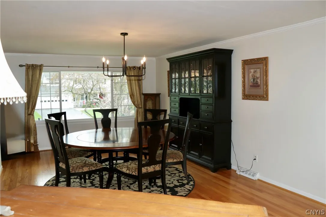 4901 Edgeworth Drive, Manlius, New York 13104, Manlius, New York 13104, 4 Bedrooms Bedrooms, 8 Rooms Rooms,3 BathroomsBathrooms,Residential,For Sale,4901 Edgeworth Drive, Manlius, New York 13104,0,S1675398