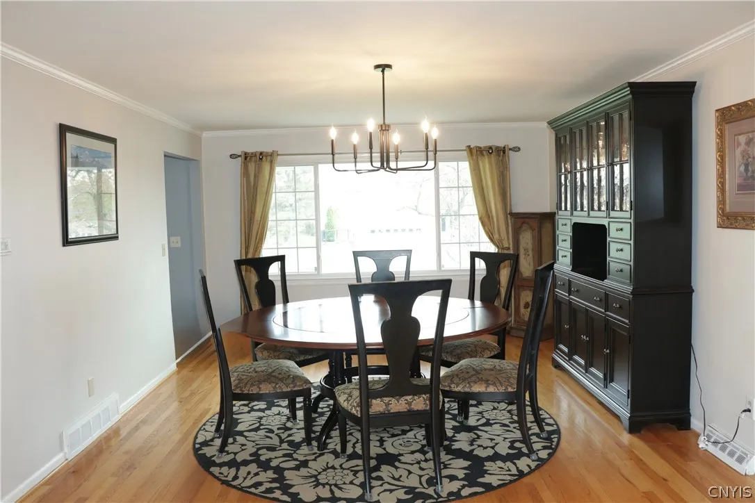 4901 Edgeworth Drive, Manlius, New York 13104, Manlius, New York 13104, 4 Bedrooms Bedrooms, 8 Rooms Rooms,3 BathroomsBathrooms,Residential,For Sale,4901 Edgeworth Drive, Manlius, New York 13104,0,S1675398