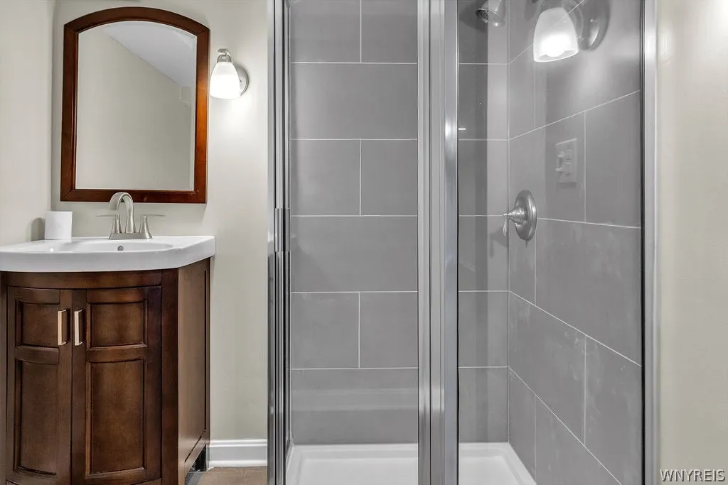 Main House - full bath 4 - basement