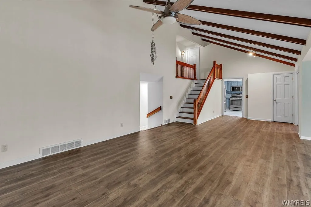 Great room to upstairs