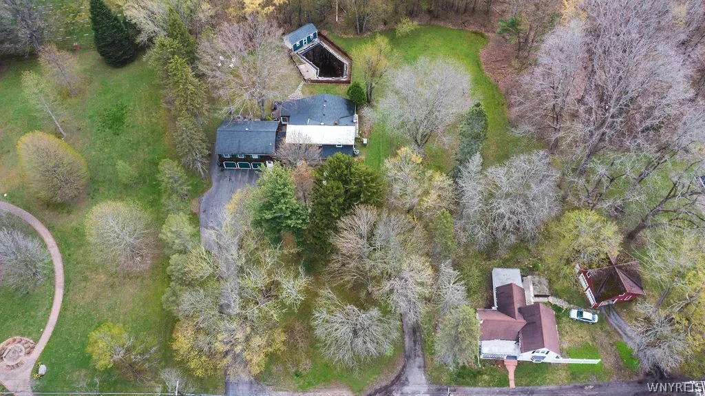 4585 S Buffalo Street, Orchard Park, New York 1412, Orchard Park, New York 14127, 4 Bedrooms Bedrooms, 8 Rooms Rooms,5 BathroomsBathrooms,Residential,For Sale,4585 S Buffalo Street, Orchard Park, New York 1412,0,B1674466