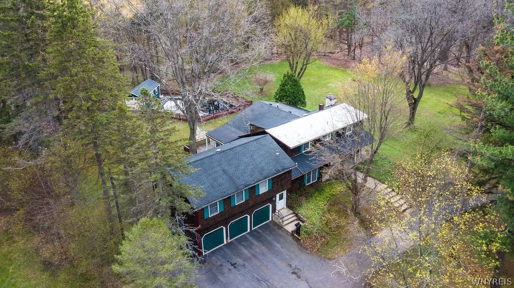 4585 S Buffalo Street, Orchard Park, New York 1412, Orchard Park, New York 14127, 4 Bedrooms Bedrooms, 8 Rooms Rooms,5 BathroomsBathrooms,Residential,For Sale,4585 S Buffalo Street, Orchard Park, New York 1412,0,B1674466