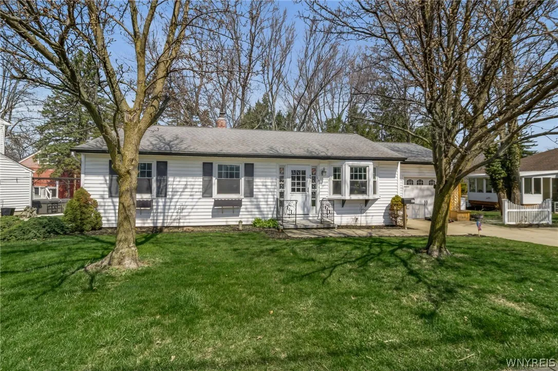 491 Pleasant Ave, Hamburg, New York 14075, Hamburg, New York 14075, 3 Bedrooms Bedrooms, 5 Rooms Rooms,1 BathroomBathrooms,Residential,For Sale,491 Pleasant Ave, Hamburg, New York 14075,0,B1674078