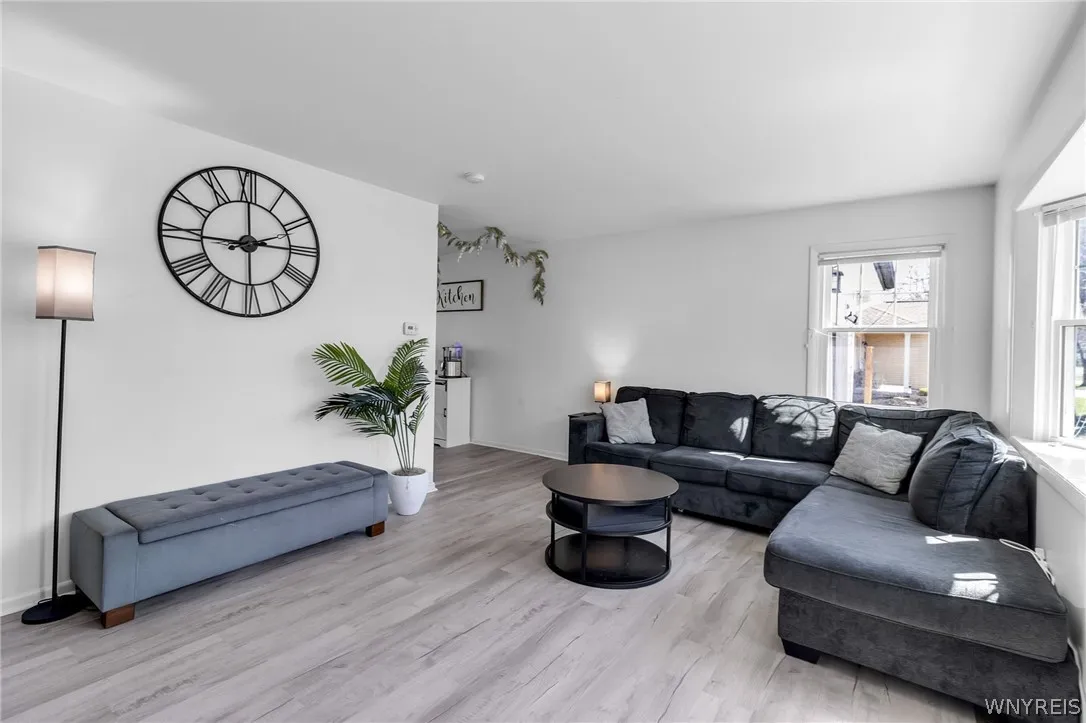 491 Pleasant Ave, Hamburg, New York 14075, Hamburg, New York 14075, 3 Bedrooms Bedrooms, 5 Rooms Rooms,1 BathroomBathrooms,Residential,For Sale,491 Pleasant Ave, Hamburg, New York 14075,0,B1674078