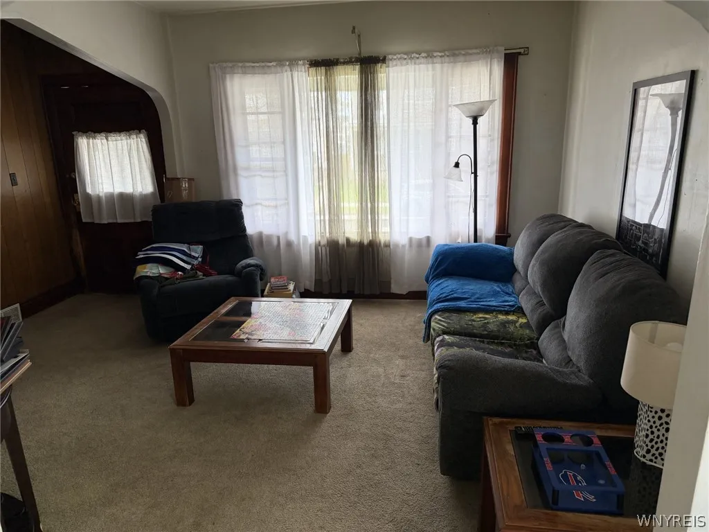 Living Room Unit 1