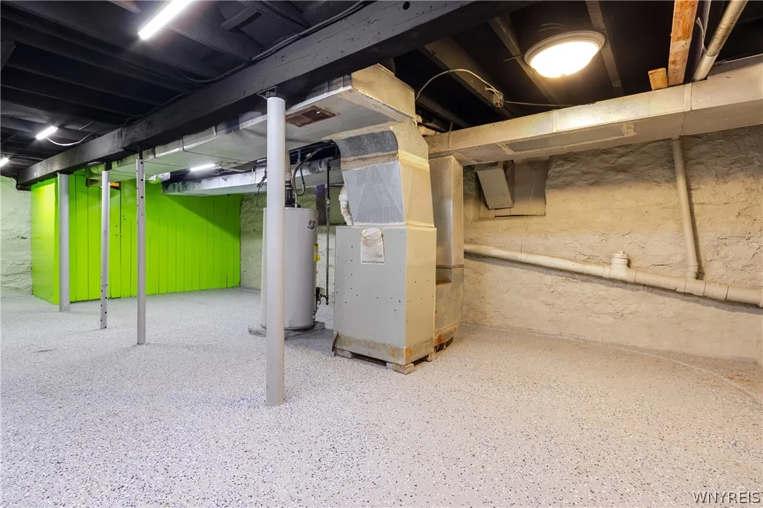 152 Military Road, Buffalo, New York 14207, Buffalo, New York 14207, 4 Bedrooms Bedrooms, 4 Rooms Rooms,1 BathroomBathrooms,Residential,For Sale,152 Military Road, Buffalo, New York 14207,0,B1674805