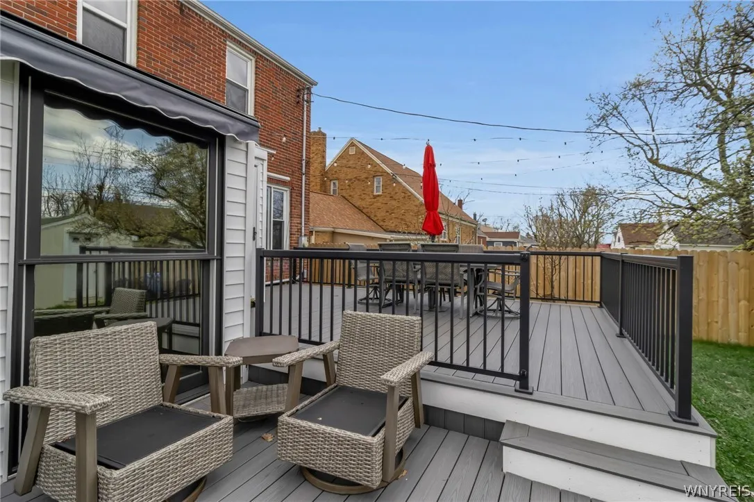 87 Lynncrest, Cheektowaga, New York 14225, Cheektowaga, New York 14225, 4 Bedrooms Bedrooms, 9 Rooms Rooms,2 BathroomsBathrooms,Residential,For Sale,87 Lynncrest, Cheektowaga, New York 14225,0,B1675046