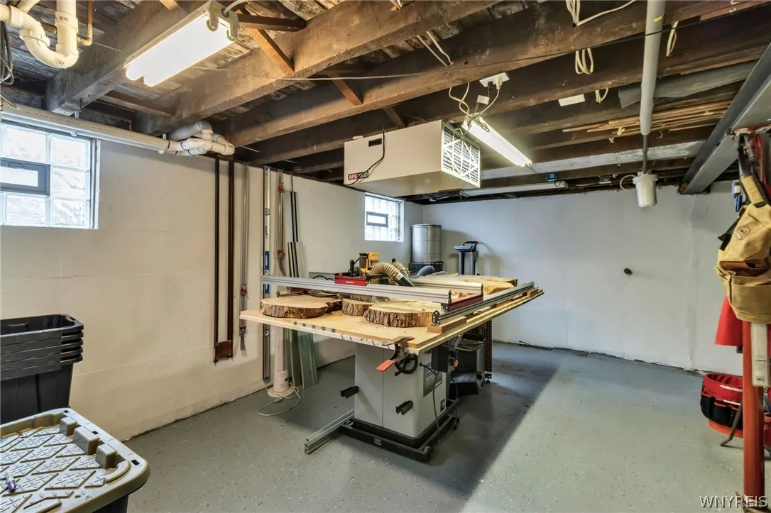 87 Lynncrest, Cheektowaga, New York 14225, Cheektowaga, New York 14225, 4 Bedrooms Bedrooms, 9 Rooms Rooms,2 BathroomsBathrooms,Residential,For Sale,87 Lynncrest, Cheektowaga, New York 14225,0,B1675046