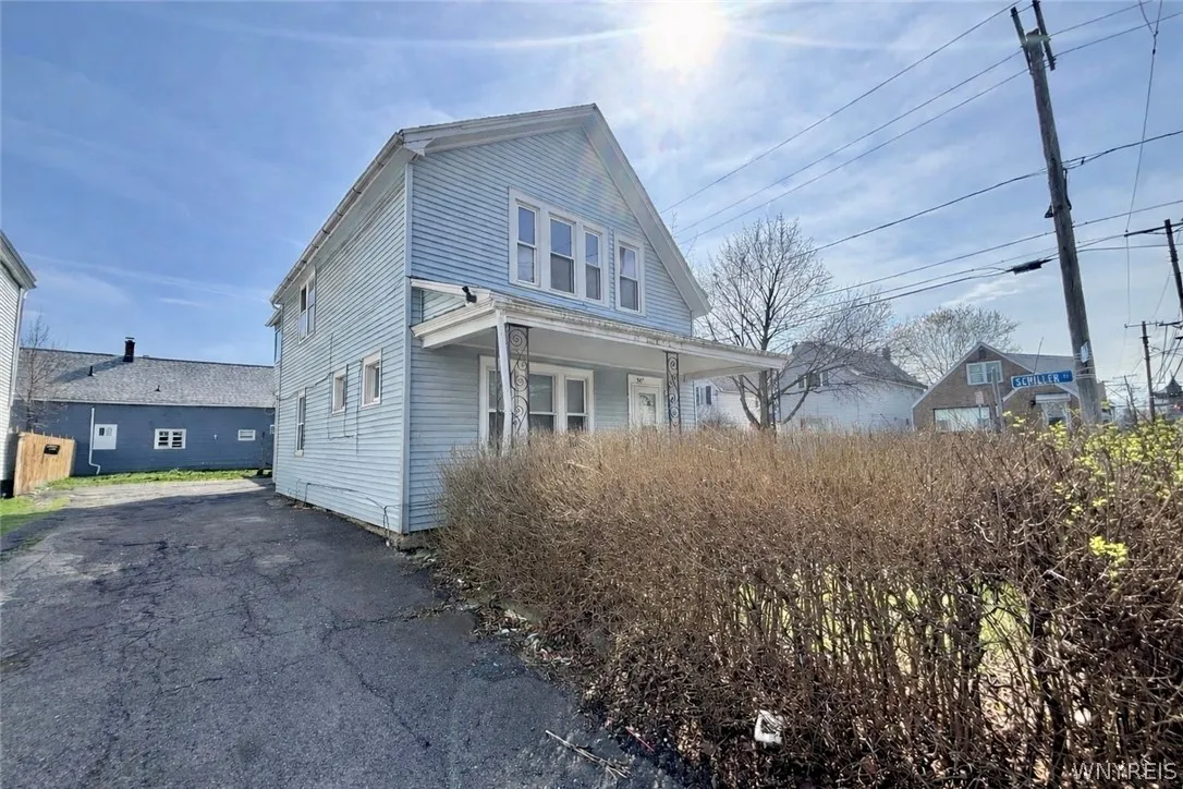 347 Ludington St, Buffalo, New York 14206, Buffalo, New York 14206, 5 Bedrooms Bedrooms, ,2 BathroomsBathrooms,Residential,For Sale,347 Ludington St, Buffalo, New York 14206,0,B1675665