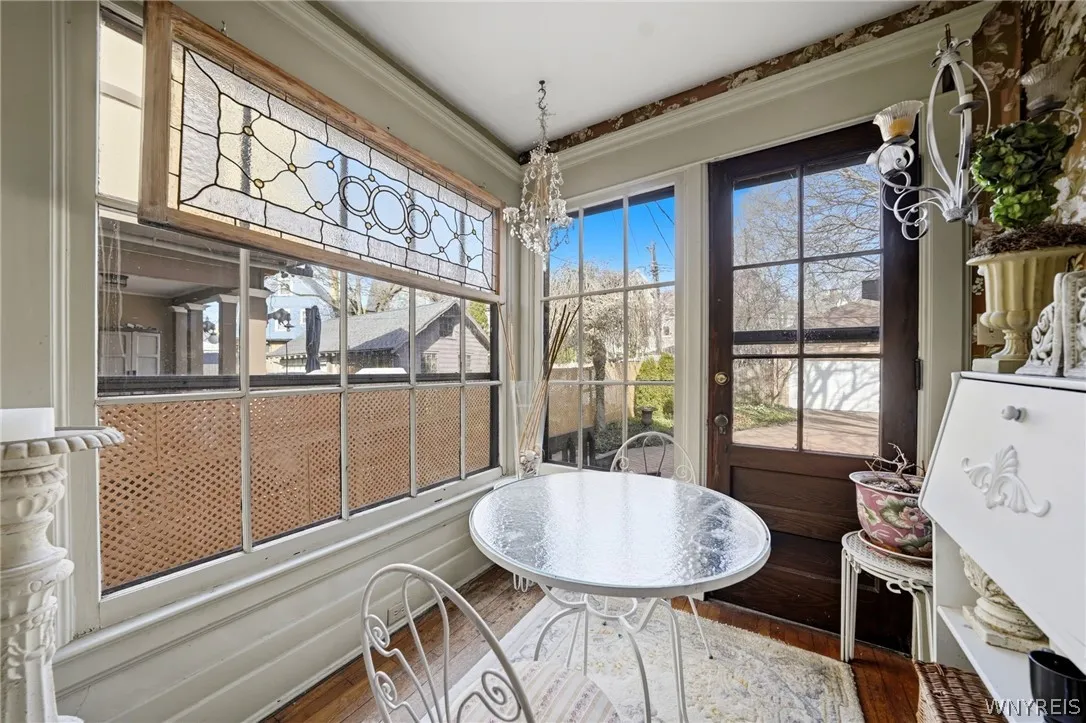 82 Bidwell Parkway, Buffalo, New York 14222, Buffalo, New York 14222, 5 Bedrooms Bedrooms, 17 Rooms Rooms,3 BathroomsBathrooms,Residential,For Sale,82 Bidwell Parkway, Buffalo, New York 14222,0,B1675578