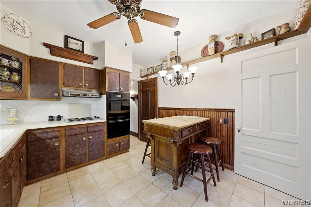 82 Bidwell Parkway, Buffalo, New York 14222, Buffalo, New York 14222, 5 Bedrooms Bedrooms, 17 Rooms Rooms,3 BathroomsBathrooms,Residential,For Sale,82 Bidwell Parkway, Buffalo, New York 14222,0,B1675578