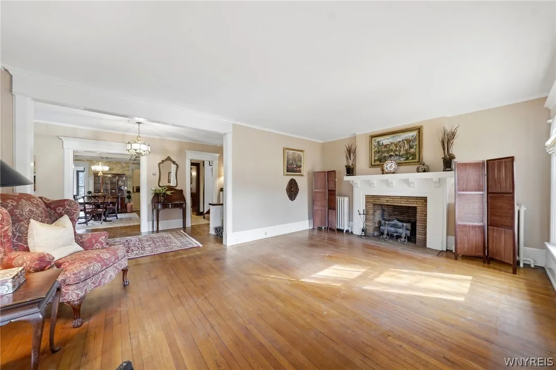 82 Bidwell Parkway, Buffalo, New York 14222, Buffalo, New York 14222, 5 Bedrooms Bedrooms, 17 Rooms Rooms,3 BathroomsBathrooms,Residential,For Sale,82 Bidwell Parkway, Buffalo, New York 14222,0,B1675578